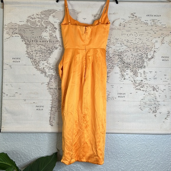 House of CB ‘Bianca’ Tangerine Satin Pleated Corset Midi Dress NWOT - Picture 11 of 12